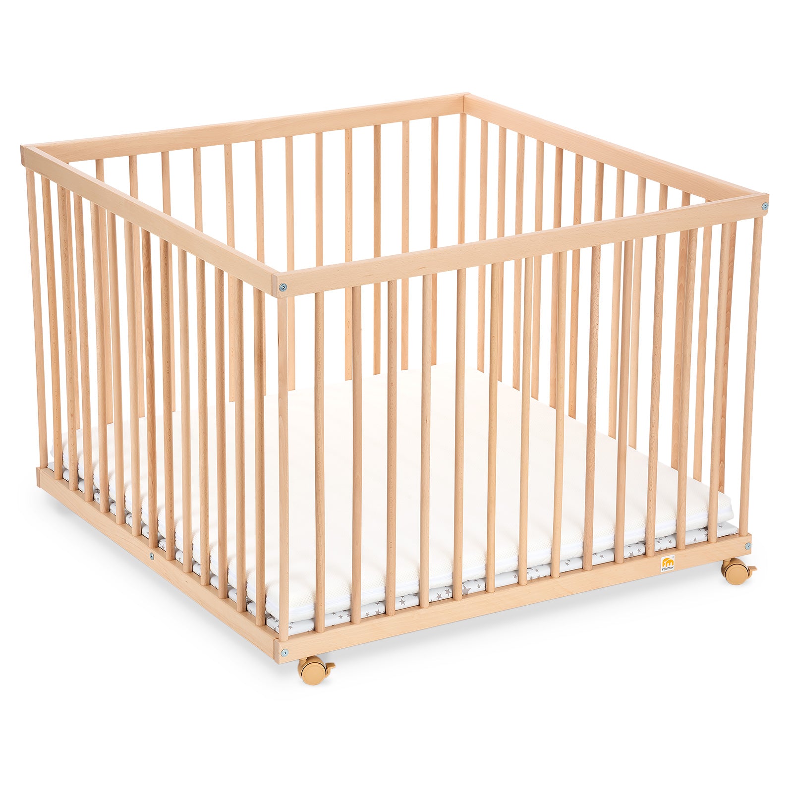 Playpen 100x100 clear varnished